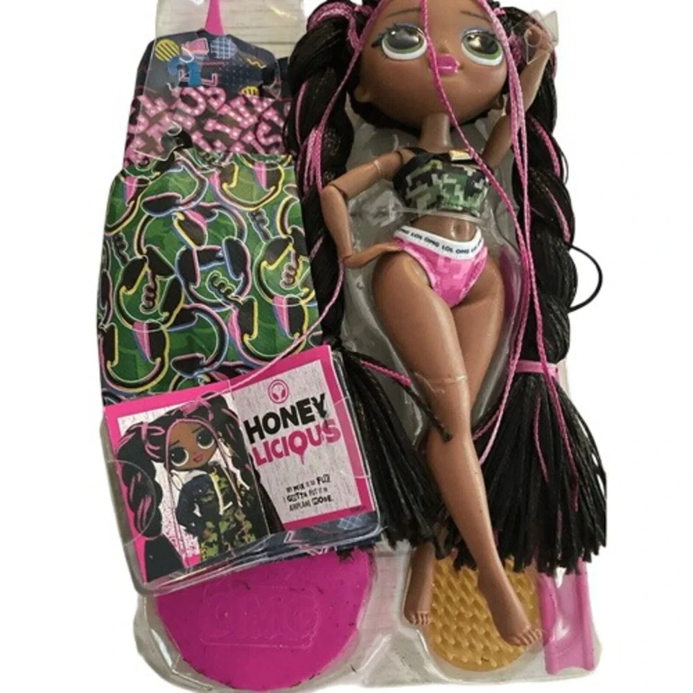 LOL Surprise‎ OMG Honeylicious Fashion Doll Series 3 Black Pink Braids Camo Top